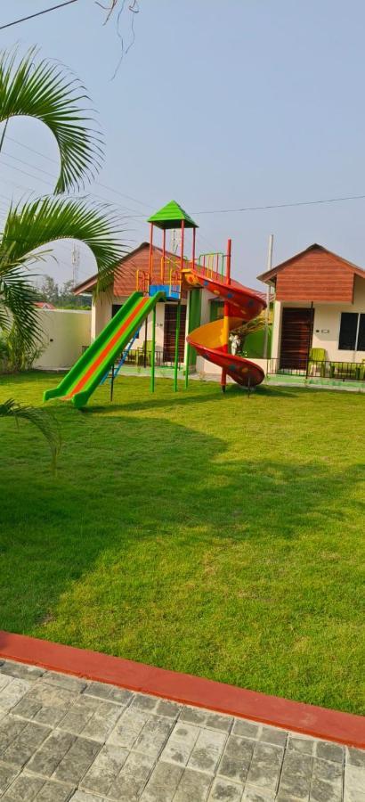 New Mouchak Hotel & Resorts Tajpur ภายนอก รูปภาพ