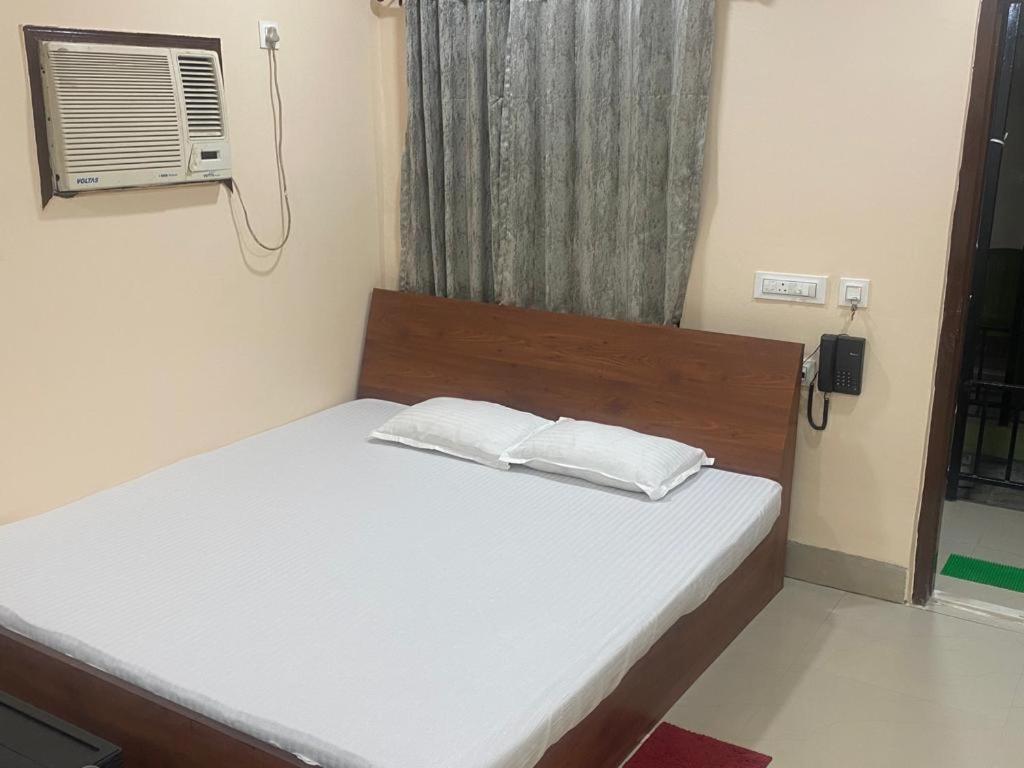 New Mouchak Hotel & Resorts Tajpur ภายนอก รูปภาพ