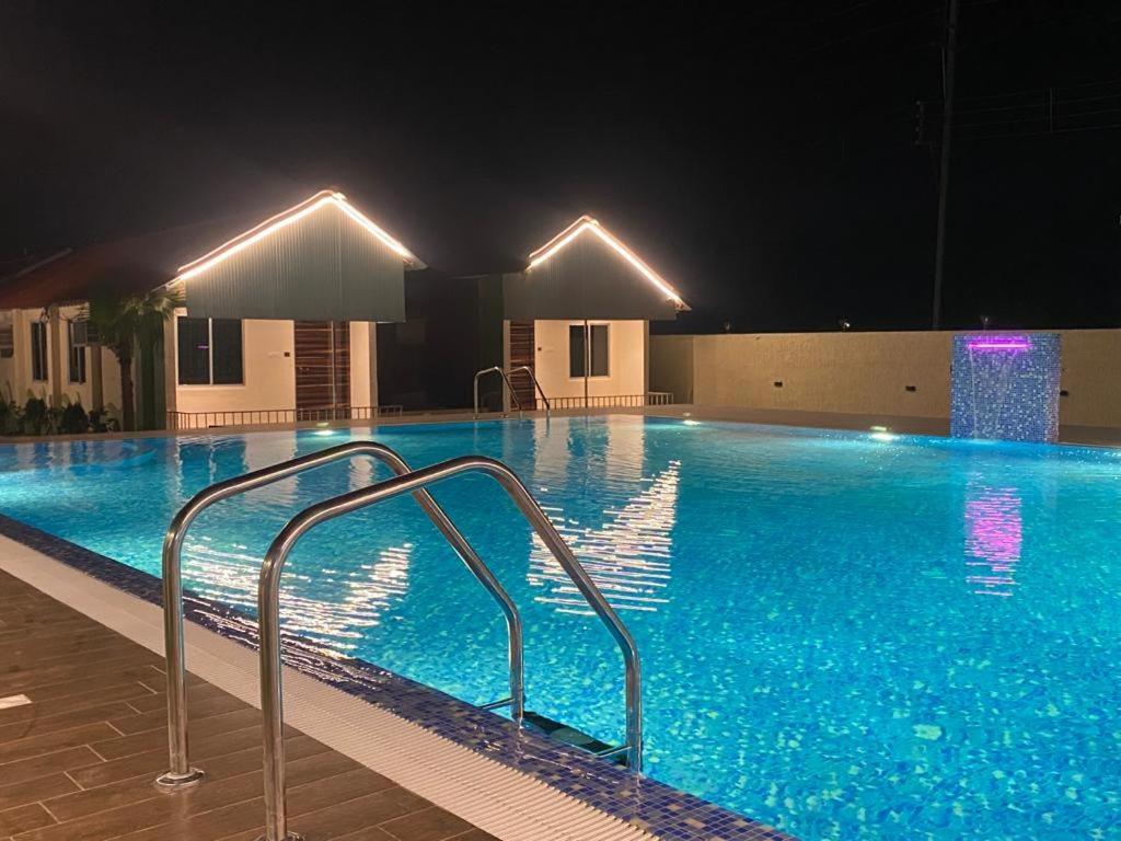 New Mouchak Hotel & Resorts Tajpur ภายนอก รูปภาพ