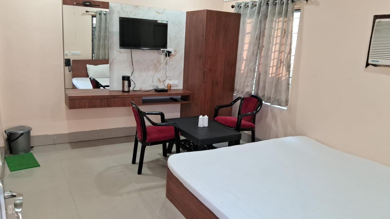 New Mouchak Hotel & Resorts Tajpur ภายนอก รูปภาพ