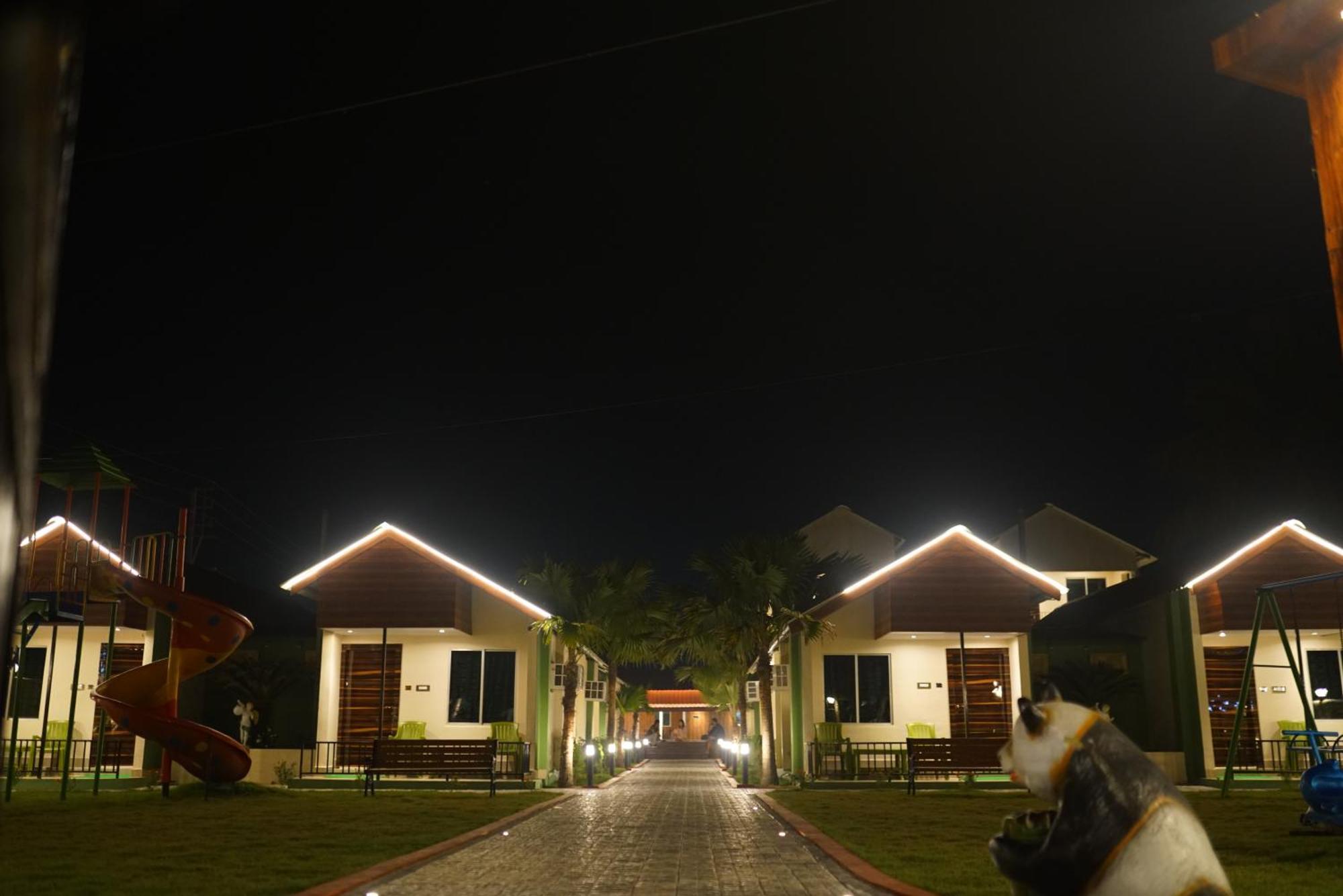 New Mouchak Hotel & Resorts Tajpur ภายนอก รูปภาพ